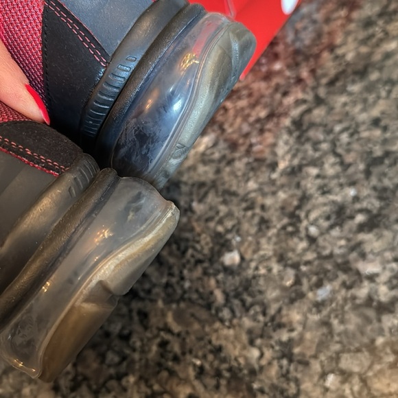 Nike Red and Black Air Max Sneakers EUC 10.5 - Picture 13 of 14